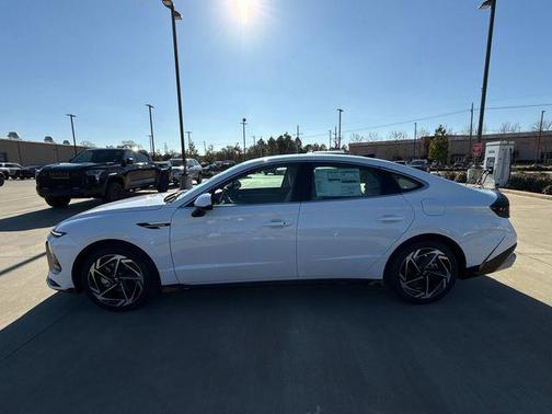 2026 Hyundai SONATA SEL