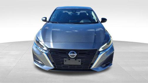 Gun Metallic 2025 Nissan Altima 2.5 SV