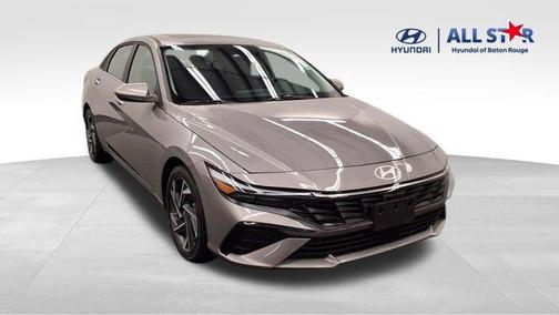 2025 Hyundai ELANTRA SEL