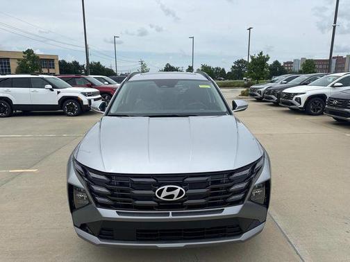 Shimmering Silver 2026 Hyundai TUCSON SEL Premium