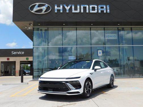 2025 Hyundai SONATA SEL