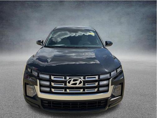 Phantom Black 2027 Hyundai SANTA CRUZ SE