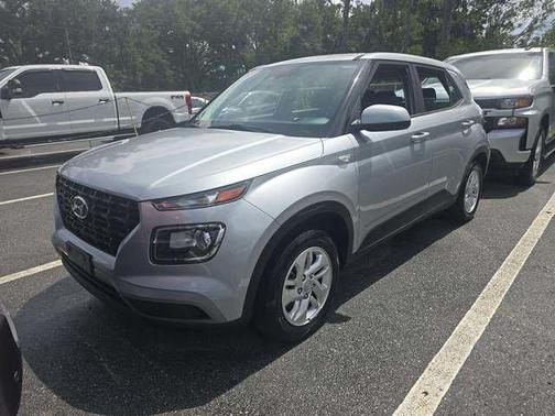 Stellar Silver 2023 Hyundai VENUE SE