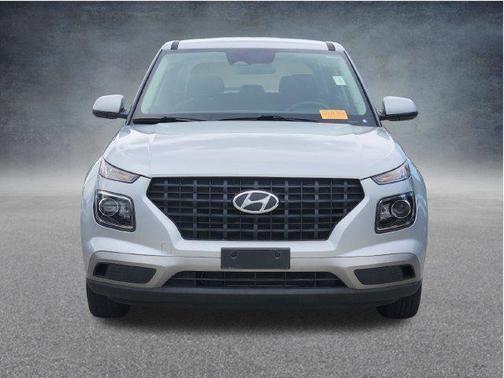 Stellar Silver 2023 Hyundai VENUE SE