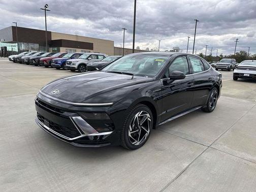 2026 Hyundai SONATA SEL