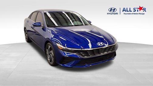 2025 Hyundai ELANTRA SEL