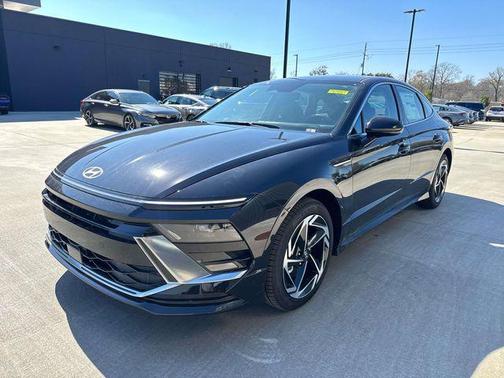 2026 Hyundai SONATA SEL