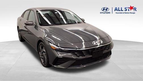 2025 Hyundai ELANTRA SEL