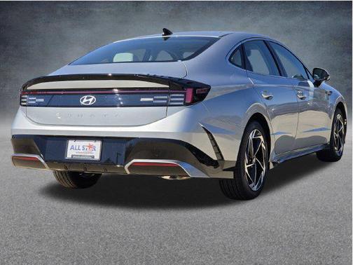 Aero Silver 2026 Hyundai SONATA SEL