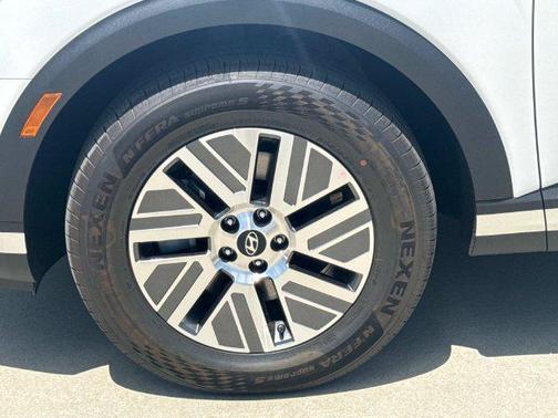 Creamy White Pearl 2026 Hyundai Palisade Hybrid Blue SEL 7P