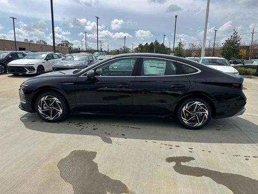 2026 Hyundai SONATA SEL