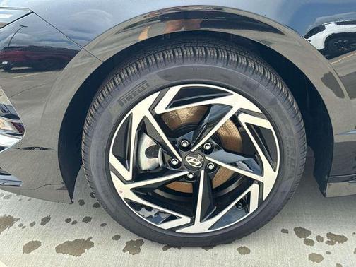 2026 Hyundai SONATA SEL