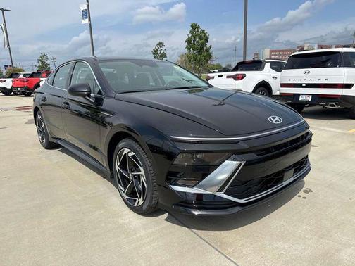 2026 Hyundai SONATA SEL