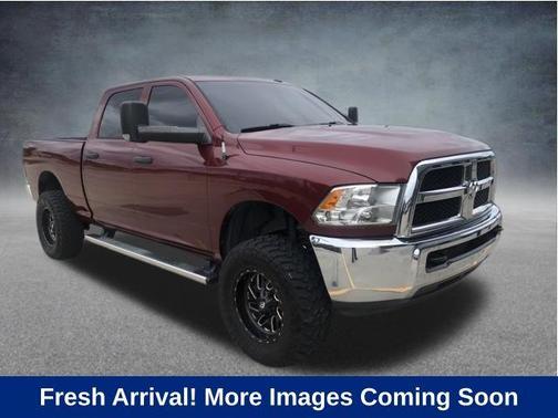 Delmonico Red Pearlcoat 2018 RAM 2500 Tradesman Crew Cab 4x4 6'4' Box