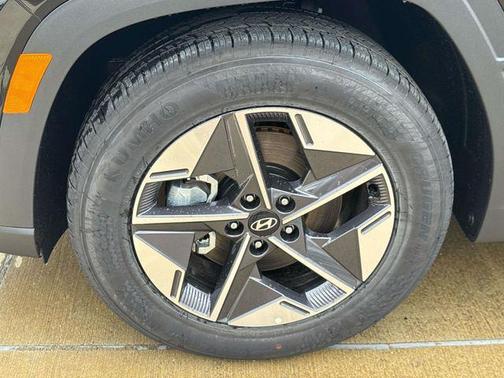 Phantom Black 2026 Hyundai TUCSON SEL