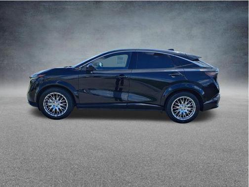 Black Diamond Pearl 2023 Nissan ARIYA EVOLVE+