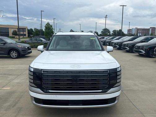 Creamy White Pearl 2026 Hyundai Palisade Hybrid Calligraphy