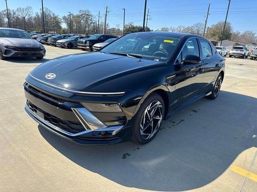 Abyss Black 2026 Hyundai SONATA SEL