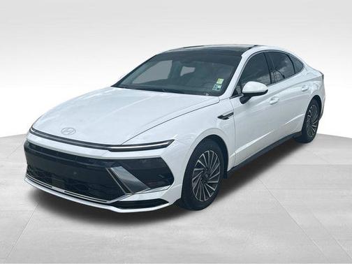 2026 Hyundai SONATA Hybrid SE