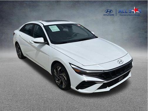 Serenity White 2025 Hyundai ELANTRA SEL
