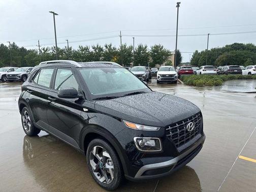 Onyx Black 2026 Hyundai VENUE SEL
