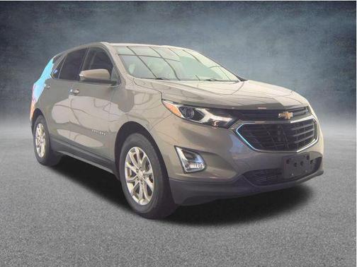 Pepperdust Metallic 2018 Chevrolet Equinox LT