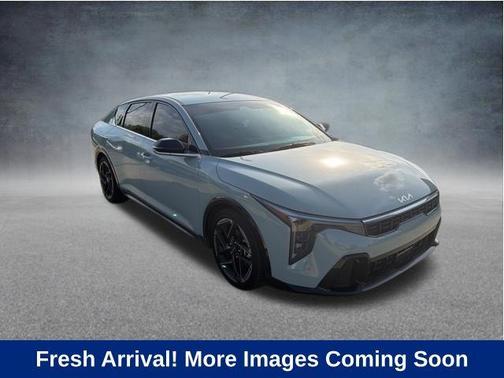 Morning Haze 2025 Kia K4 GT-Line