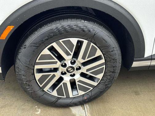 Creamy White Pearl 2026 Hyundai Palisade Hybrid Blue SEL Premium 7P