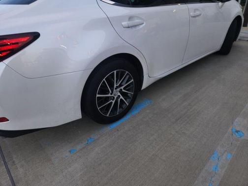 2018 Lexus ES 350 Base