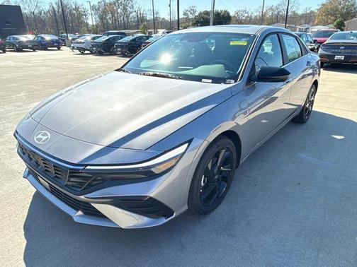 Fluid Metal 2026 Hyundai ELANTRA Sport
