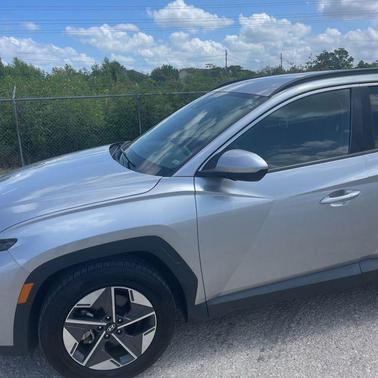 Shimmering Silver 2025 Hyundai TUCSON SEL
