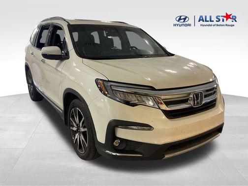 White Diamond Pearl 2019 Honda Pilot Elite