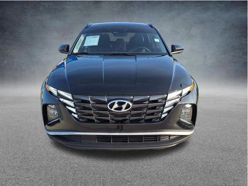 Black Pearl 2024 Hyundai TUCSON SEL