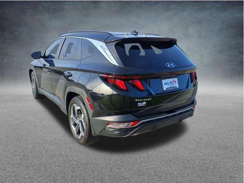 Black Pearl 2024 Hyundai TUCSON SEL