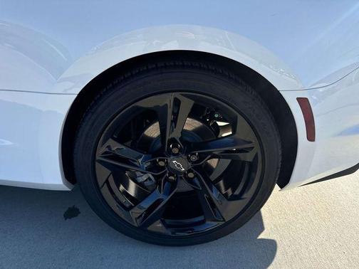 2024 Chevrolet Camaro 2LT