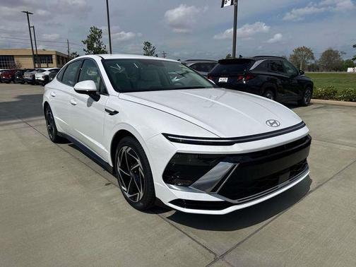 2026 Hyundai SONATA SEL