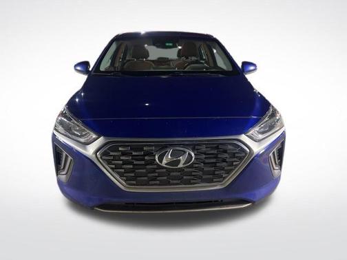 2020 Hyundai IONIQ Hybrid SE