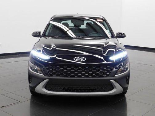 2023 Hyundai KONA SE