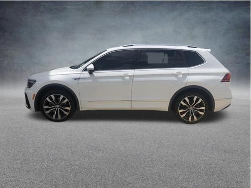 White 2019 Volkswagen Tiguan 2.0T SEL R-Line 4MOTION
