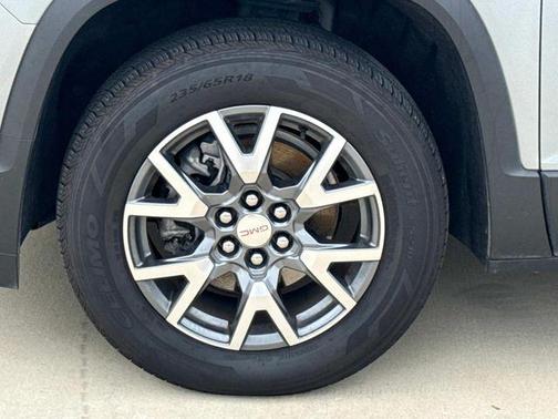 Sterling Metallic 2023 GMC Acadia FWD SLT