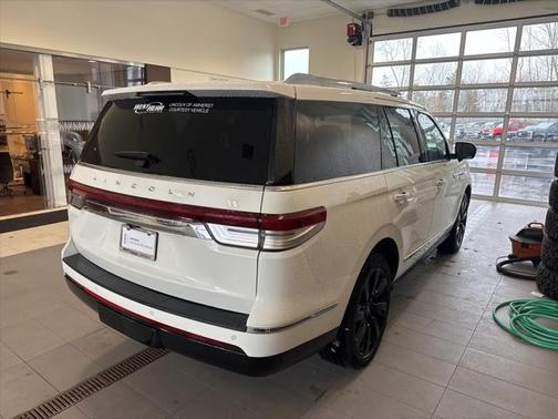 2024 Lincoln Navigator Reserve