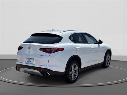 2020 Alfa Romeo Stelvio Base