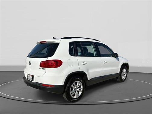 2015 Volkswagen Tiguan Auto S