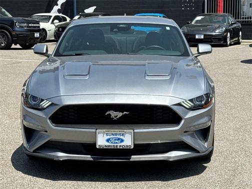 2021 Ford Mustang EcoBoost