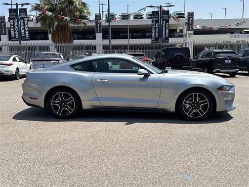 2021 Ford Mustang EcoBoost