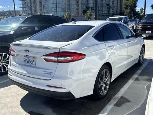 2019 Ford Fusion Hybrid Titanium