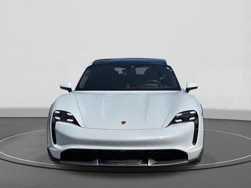 2022 Porsche Taycan Turbo
