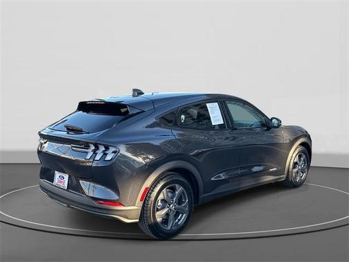 2022 Ford Mustang Mach-E Select