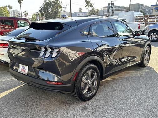 2022 Ford Mustang Mach-E Select