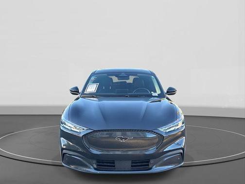 2022 Ford Mustang Mach-E Select